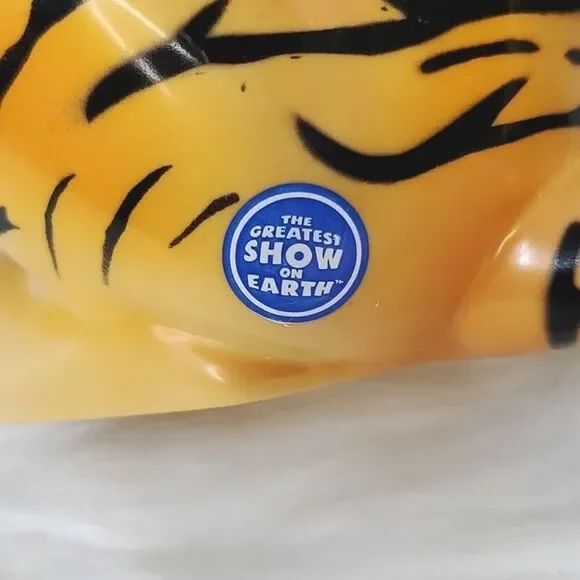 Collectible 3D Tiger Plastic Mug Cup Ringling Bros Barnum & Bailey Circus 8" - Picture 4 of 13